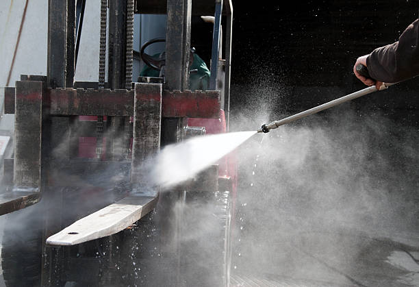  University Of Lifornia Davis, CA Pressure Washing Pros